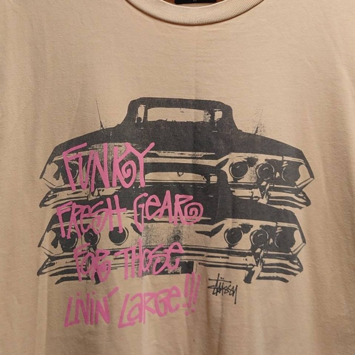 STUSSY “Funky Fresh Gear For Those Livin Large” Car Print Tシャツ スキンカラー S 半袖 | Vintage.City 古着屋、古着コーデ情報を発信