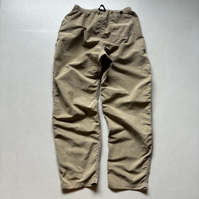90s GRAMICCI nylon pants “size L” “made in USA🇺🇸” 90年代 グラミチ ナイロンパンツ アメリカ製 USA製 | Vintage.City Vintage Shops, Vintage Fashion Trends