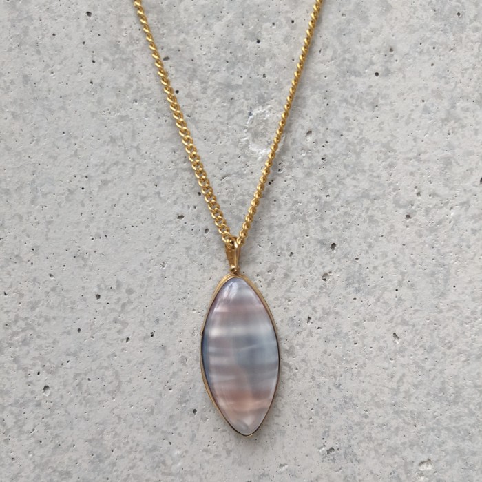 "MALIA" shell necklace | Vintage.City 古着屋、古着コーデ情報を発信