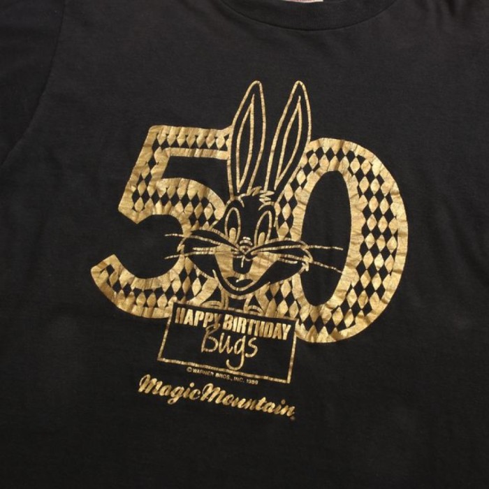 Looney Tunes "50 Happy Birthday Bugs" T-Shirt | Vintage.City 古着屋、古着コーデ情報を発信