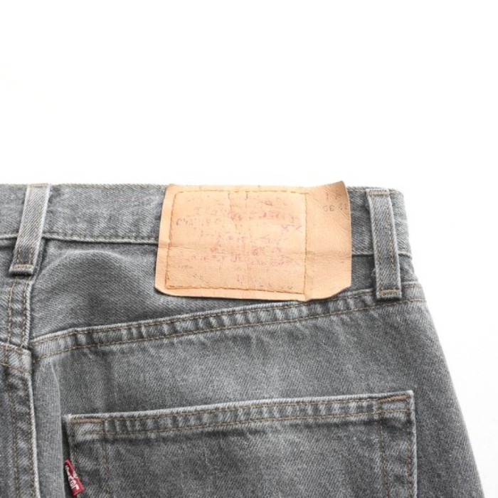 90's Levi's 501 Black Denim Pants MADE IN USA | Vintage.City Vintage Shops, Vintage Fashion Trends