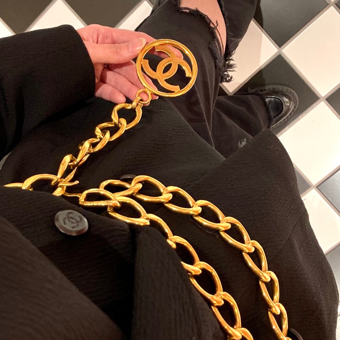 Chanel Double Chain Belt. | Vintage.City Vintage Shops, Vintage Fashion Trends