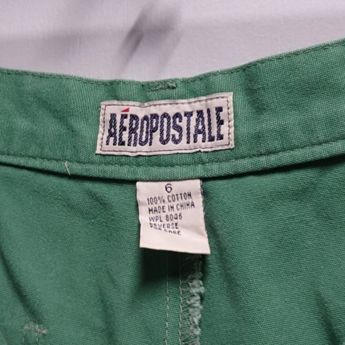 90’s AEROPOSTALE ツータック キャンバス ショーツ グリーン サイズ6 ショートパンツ エアロポステール | Vintage.City 古着屋、古着コーデ情報を発信