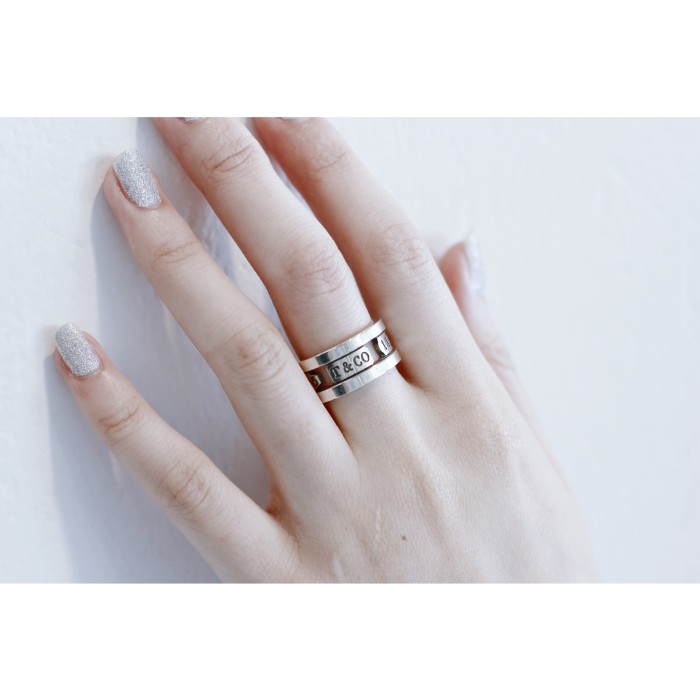 Old “Tiffany&Co.” 1837 Element Silver Ring Made in ITALY | Vintage.City 빈티지숍, 빈티지 코디 정보