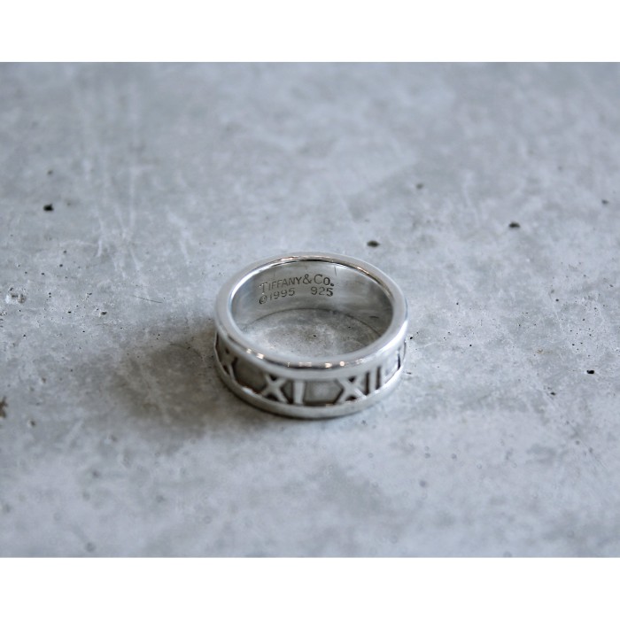 Old “Tiffany&Co.” ©︎1995 Atlas Silver Ring | Vintage.City 빈티지숍, 빈티지 코디 정보