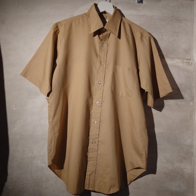 Arrow(アロー)　半袖シャツ　Mサイズ　USA製　ブラウン　ポリ、コットン　2853 | Vintage.City 古着屋、古着コーデ情報を発信