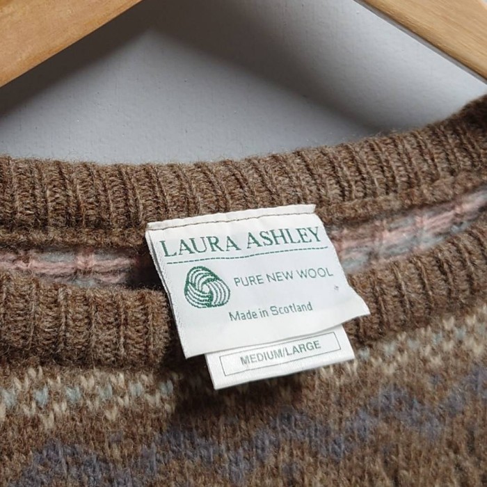 LAURA ASHLEY スコットランド製 フェアアイル柄 ニットセーター | Vintage.City 古着屋、古着コーデ情報を発信