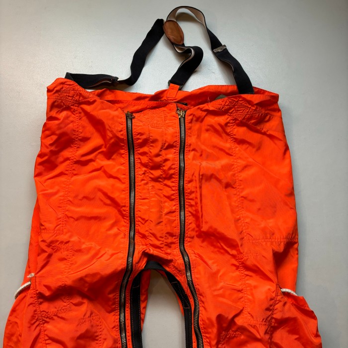 90s Canadian Armed Forces Search and Rescue (CAFSAR) Para Rescue Wind Proof  Trouthers  90年代 カナダ軍 レスキューオレンジ ウインドオーバーパンツ サロペット オーバーオール | Vintage.City 빈티지숍, 빈티지 코디 정보