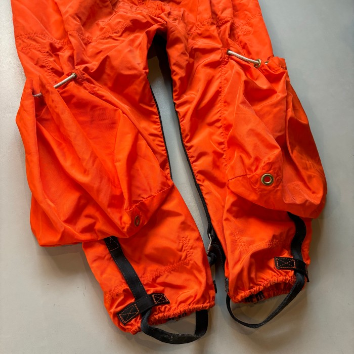 90s Canadian Armed Forces Search and Rescue (CAFSAR) Para Rescue Wind Proof  Trouthers  90年代 カナダ軍 レスキューオレンジ ウインドオーバーパンツ サロペット オーバーオール | Vintage.City 빈티지숍, 빈티지 코디 정보
