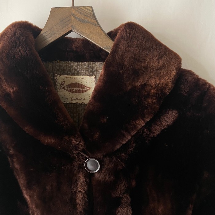 kerry brooke fur coat | Vintage.City 古着屋、古着コーデ情報を発信
