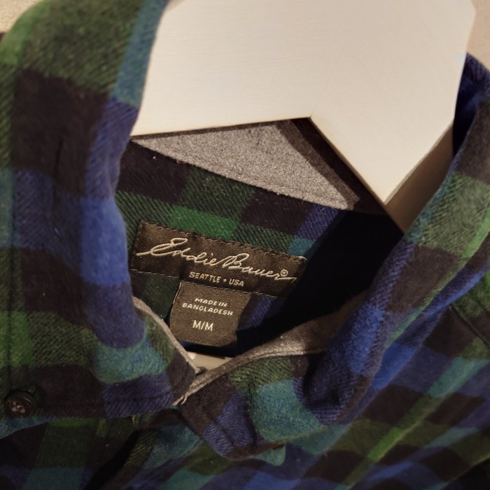 EddieBauer(エディーバウアー)ボタンダウンシャツ　Mサイズ　バングラデッシュ　グリーン×ネイビー　コットン　2626 | Vintage.City 빈티지숍, 빈티지 코디 정보