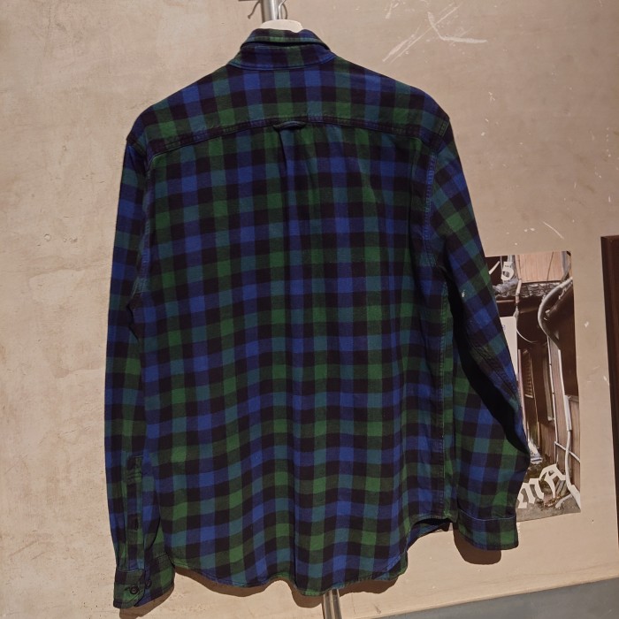 EddieBauer(エディーバウアー)ボタンダウンシャツ　Mサイズ　バングラデッシュ　グリーン×ネイビー　コットン　2626 | Vintage.City 빈티지숍, 빈티지 코디 정보