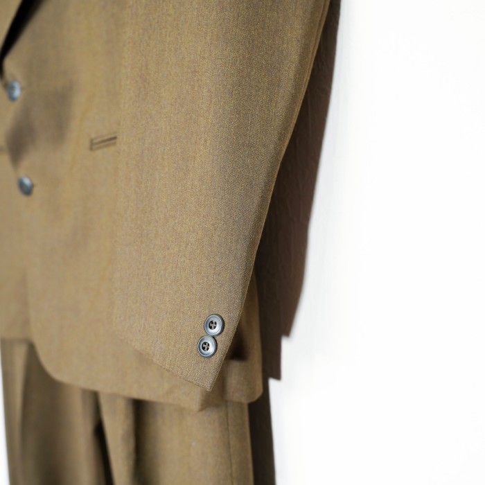 EU VINTAGE OVERTOP OLIVE COLOR WOOL SET UP SUIT MADE IN ITALY/ヨーロッパ古着オリーブカラーウールセットアップスーツ | Vintage.City 빈티지숍, 빈티지 코디 정보