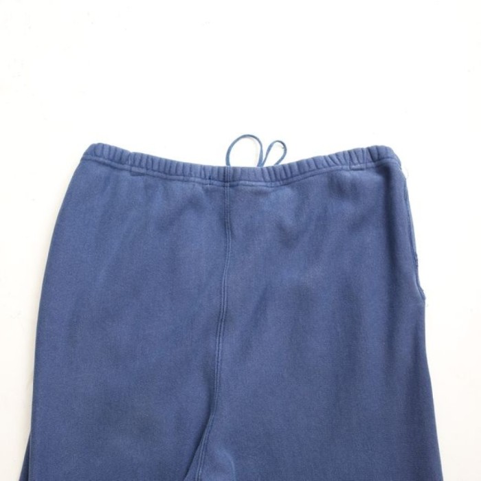90's Champion Reverse Weave Sweat Pants | Vintage.City Vintage Shops, Vintage Fashion Trends