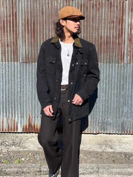 ・tops
germot oild cotton  jacket

・pants
70s euro vintage flair pants
 | 빈티지 코디 스냅은 Vintage.City에서 체크