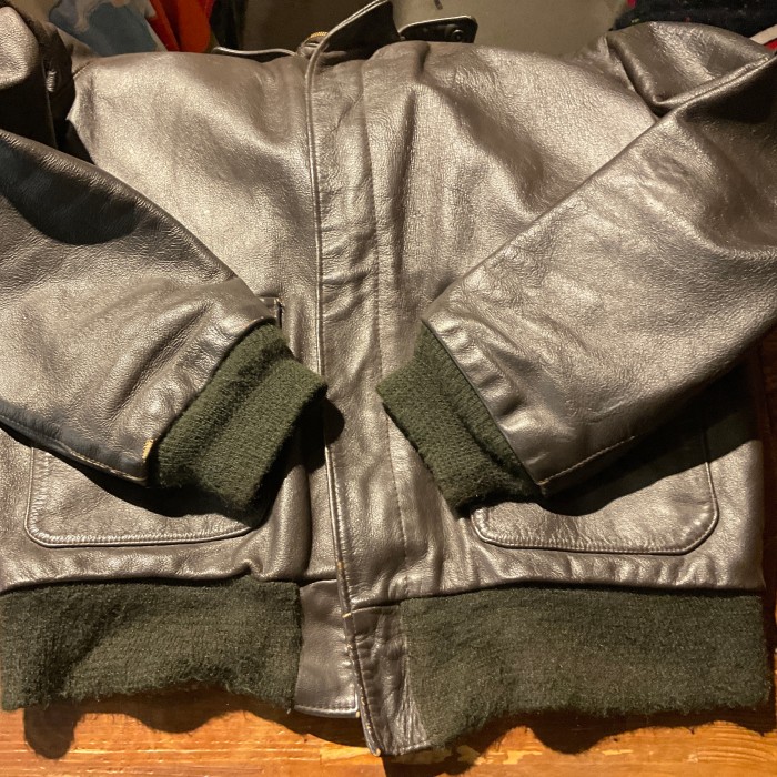 ⭐︎ 80’s “Golden Fleece” A-2 type leather jacket ⭐︎ | Vintage.City Vintage Shops, Vintage Fashion Trends