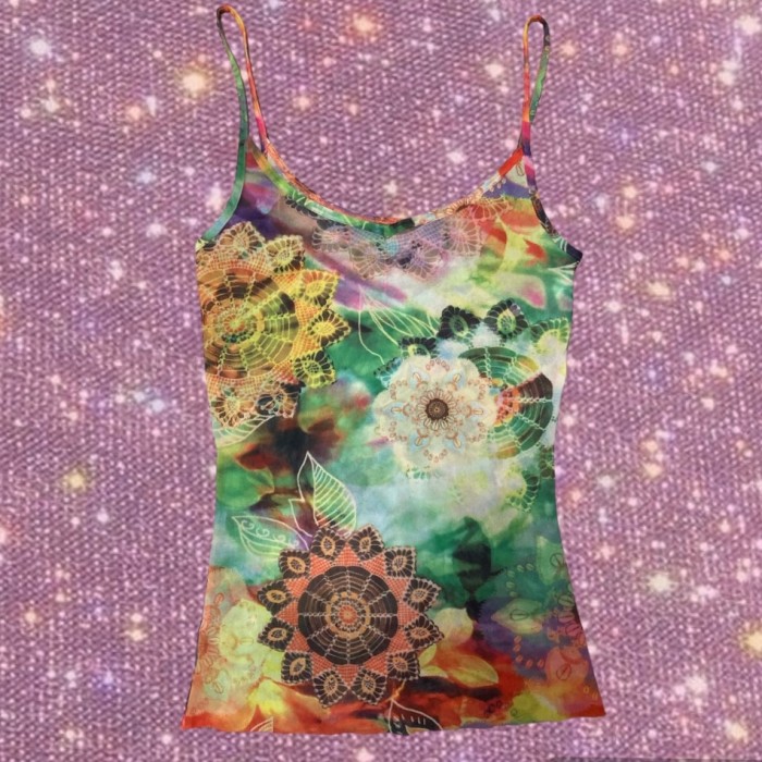 Y2K old "UNITED COLORS OF BENETTON" psychedelic  flower graphic camisole | Vintage.City Vintage Shops, Vintage Fashion Trends