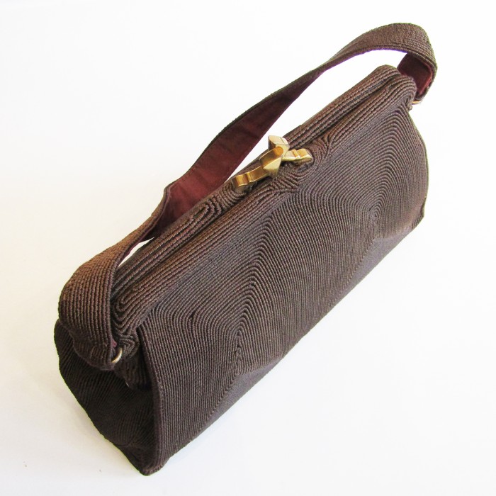 40s USA 「Corde'」 Vintage dark brown handbag with gold tone clasp | Vintage.City Vintage Shops, Vintage Fashion Trends