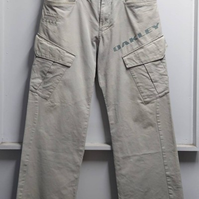 OAKLEY スラントポケット カーゴ パンツ グレー 32インチ ロゴプリント 刺繍 | Vintage.City 古着屋、古着コーデ情報を発信