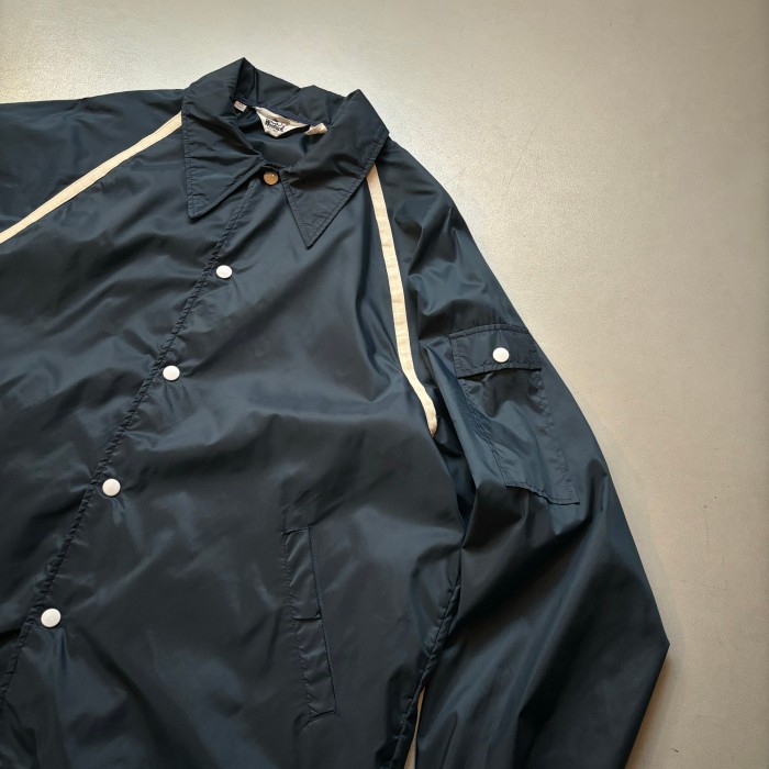 70s Woolrich raglan nylon coach jacket “size XL” 70年代 80年代 ウールリッチ ラグランナイロンコーチジャケット | Vintage.City Vintage Shops, Vintage Fashion Trends