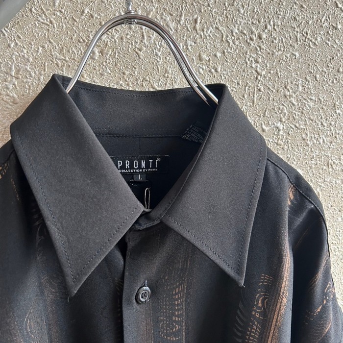 Black modern shirt | Vintage.City 빈티지숍, 빈티지 코디 정보