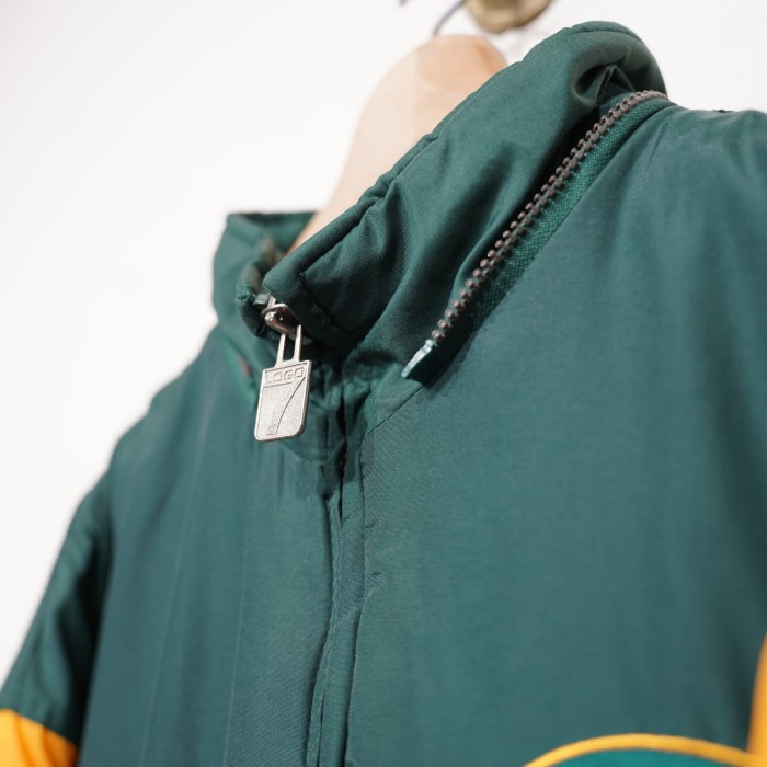 USA VINTAGE LOGO 7 GREEN BAY PACKERS NFL TEAM DESIGN ZIP UP JACKET/アメリカ古着NFLチームデザインジップアップジャケット | Vintage.City Vintage Shops, Vintage Fashion Trends
