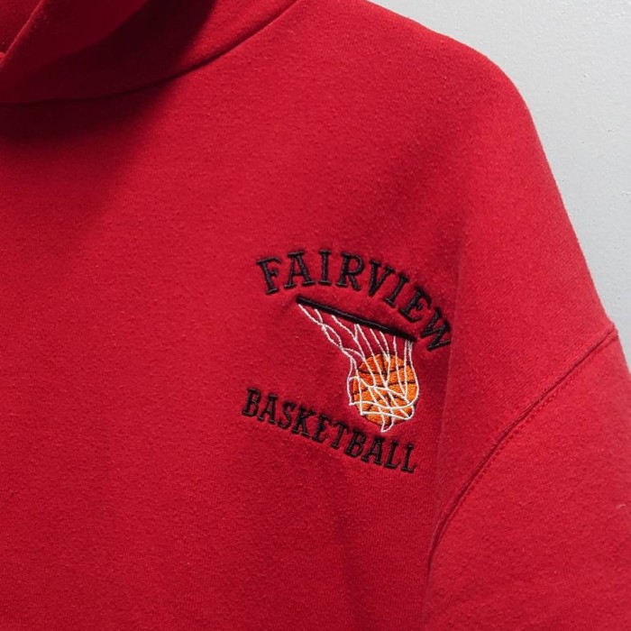 90’s RUSSELL ATHLETIC USA製 “FAIRVIEW BASKETBALL” 刺繍 プルオーバー スウェット パーカー レッド L | Vintage.City 古着屋、古着コーデ情報を発信